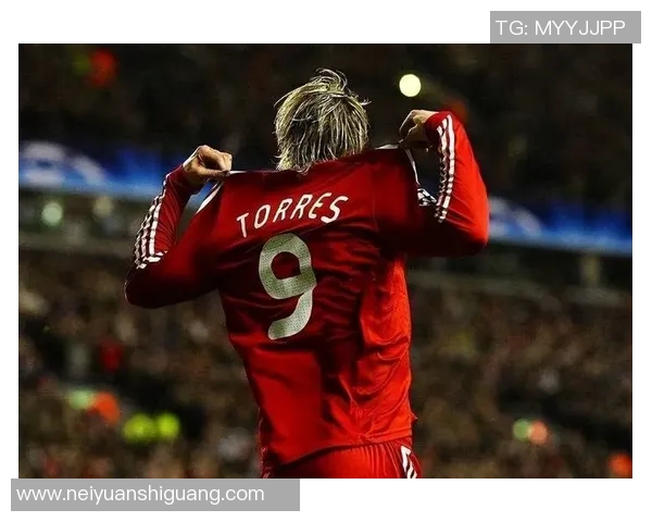 意大利足球明星9号球衣的传奇人物与他们的辉煌成就 意大利足球明星9号球衣的传奇人物与他们的辉煌成就