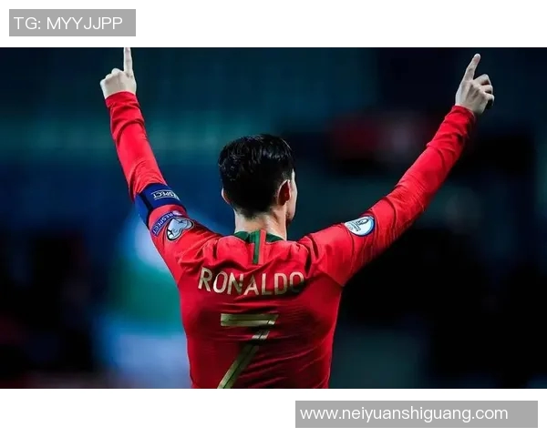 高清足球明星头像C罗魅力展现尽在此处让你感受足球之王的风采