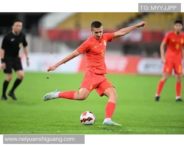 新疆足球明星的崛起与成就探秘他们如何改变了中国足球的未来