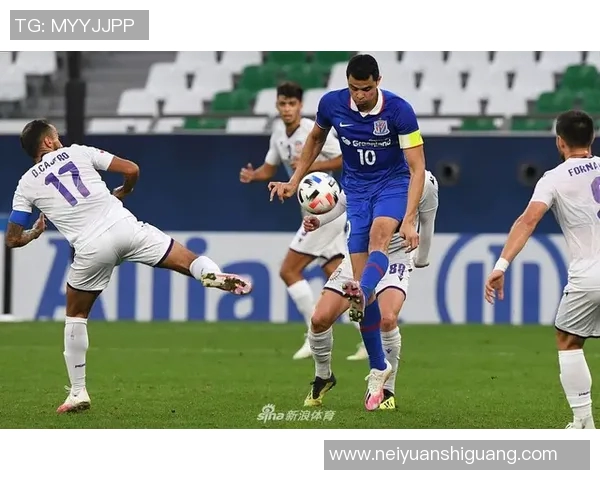 上海申花迎战伯斯光荣期待激烈对决与精彩进球的足球盛宴 上海申花迎战伯斯光荣期待激烈对决与精彩进球的足球盛宴