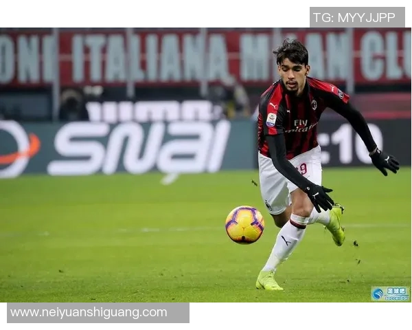 帕奎塔引领新潮流探讨其在现代足球战术中的独特价值与影响 帕奎塔引领新潮流探讨其在现代足球战术中的独特价值与影响